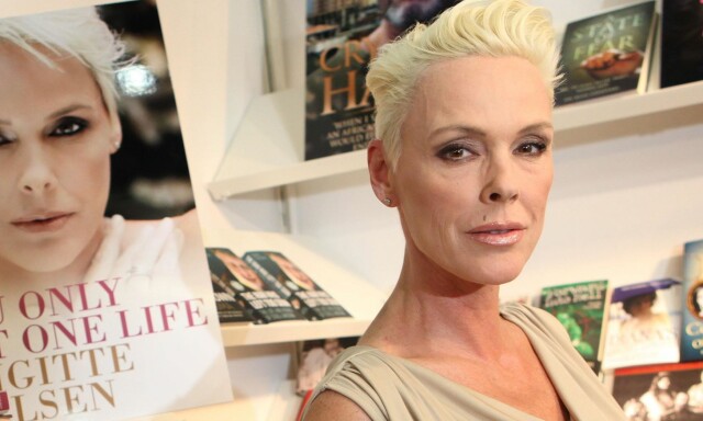 Modell Brigitte Nielsen (54) viser fram babymagen